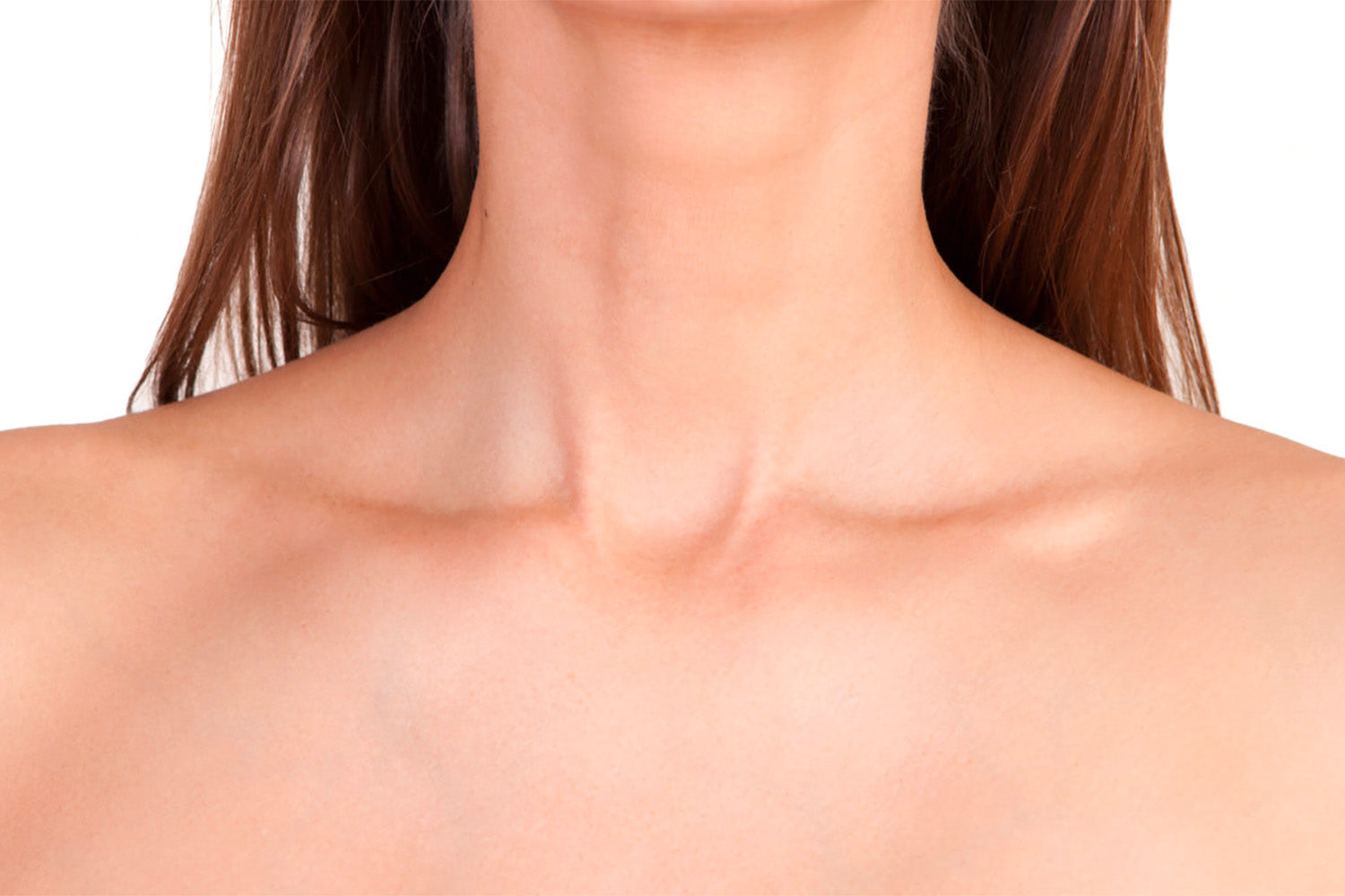 Acercamiento al cuello sin vellos de una mujer.